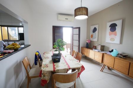 Casa à venda com 700m², 6 quartos e 6 vagasSala de Jantar