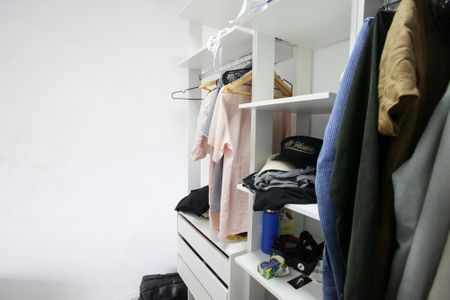 Casa à venda com 700m², 6 quartos e 6 vagasCloset do Quarto Superior 2