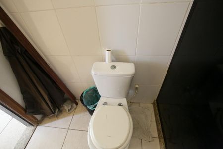 Casa à venda com 700m², 6 quartos e 6 vagasBanheiro de Serviço