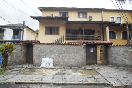 Casa à venda com 700m², 6 quartos e 6 vagasFachada