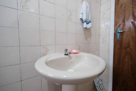 Casa para alugar com 150m², 2 quartos e 2 vagasBanheiro