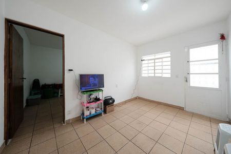 Casa para alugar com 150m², 2 quartos e 2 vagasSala 1