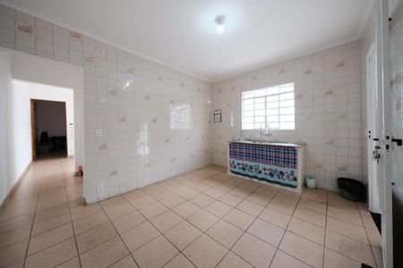 Casa para alugar com 150m², 2 quartos e 2 vagasCozinha 2