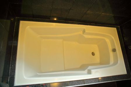 Casa à venda com 120m², 2 quartos e 2 vagasBanheiro (Casa 1) 