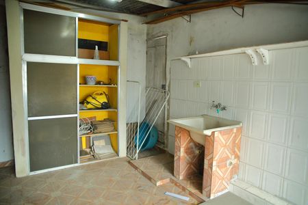 Casa à venda com 120m², 2 quartos e 2 vagasÁrea de Serviço ( casa 1 e 2 ) 