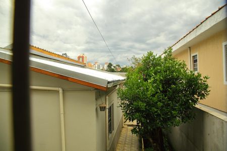 Casa à venda com 120m², 2 quartos e 2 vagasSala ( casa 2 )  Vista 