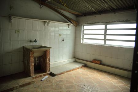 Casa à venda com 120m², 2 quartos e 2 vagasÁrea de Serviço ( casa 1 e 2 ) 