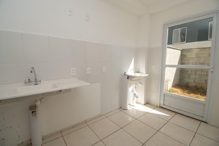 Apartamento para alugar com 181m², 2 quartos e 1 vaga Apartamento para alugar com 181m², 2 quartos e 1 vagaCozinha e Área de Serviço