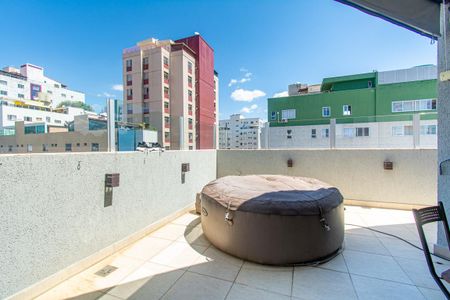 Apartamento à venda com 167m², 2 quartos e 3 vagasCobertura