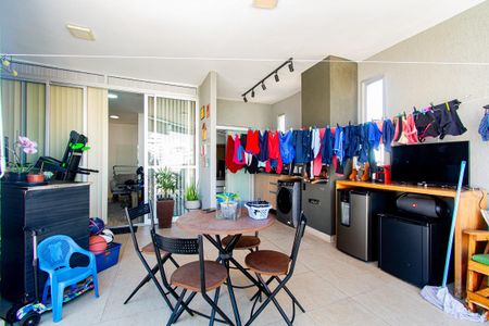 Apartamento à venda com 167m², 2 quartos e 3 vagasCobertura