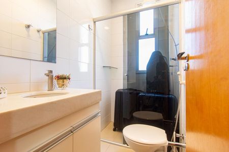 Apartamento à venda com 167m², 2 quartos e 3 vagasBanheiro 2