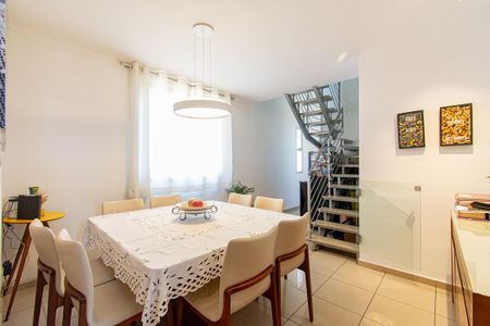 Apartamento à venda com 167m², 2 quartos e 3 vagasSala