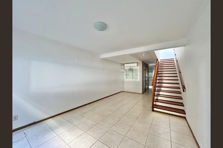 Sala de casa para alugar com 2 quartos, 100m² em Centro, São Leopoldo
