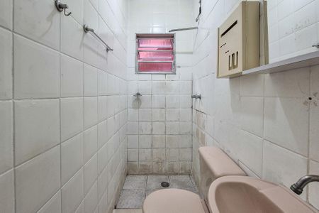 Banheiro Social de casa para alugar com 1 quarto, 50m² em Vila Santa Luzia, São Bernardo do Campo