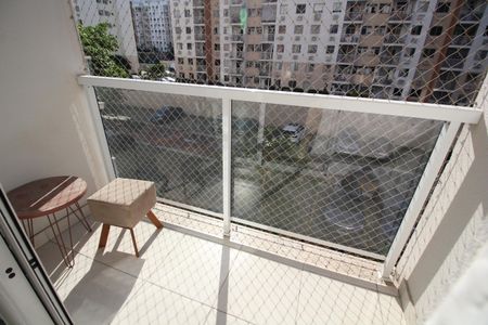 Varanda de apartamento à venda com 2 quartos, 54m² em Jacarepaguá, Rio de Janeiro