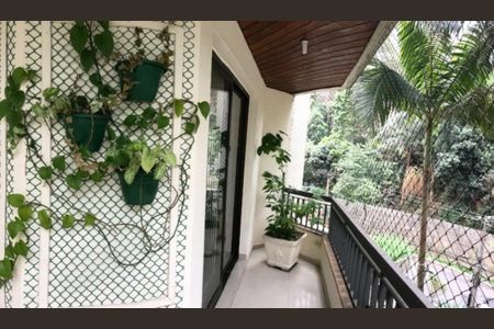 Apartamento à venda com 179m², 4 quartos e 3 vagasFoto 04