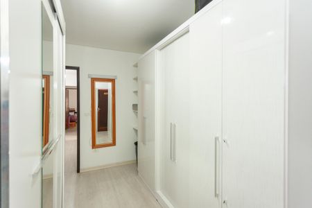 Casa à venda com 120m², 3 quartos e 1 vagaCloset