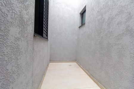 Casa à venda com 150m², 3 quartos e 2 vagas Casa à venda com 150m², 3 quartos e 2 vagasJardim de Inverno