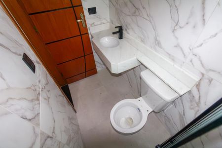 Casa à venda com 150m², 3 quartos e 2 vagas Casa à venda com 150m², 3 quartos e 2 vagasBanheiro 2