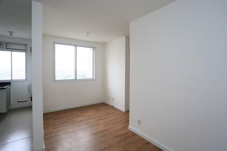sala de apartamento para alugar com 2 quartos, 42m² em Jardim Monte Alegre, Taboão da Serra