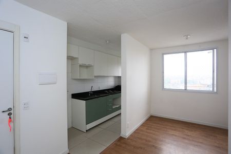 sala de apartamento para alugar com 2 quartos, 42m² em Jardim Monte Alegre, Taboão da Serra