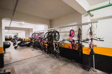 Apartamento à venda com 49m², 2 quartos e 1 vaga Apartamento à venda com 49m², 2 quartos e 1 vagaBicicletário