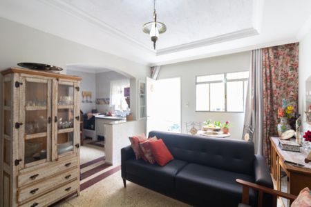 Sala 1 de casa à venda com 12 quartos, 390m² em Itaquera, São Paulo