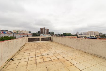 Casa à venda com 390m², 12 quartos e 8 vagas Casa à venda com 390m², 12 quartos e 8 vagasTerraço