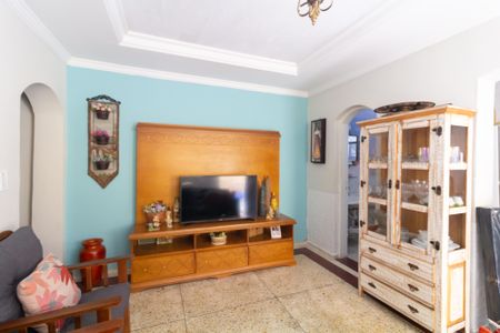 Sala 1 de casa à venda com 12 quartos, 390m² em Itaquera, São Paulo