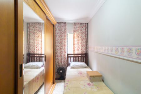 Casa à venda com 390m², 12 quartos e 8 vagas Casa à venda com 390m², 12 quartos e 8 vagasQuarto 3