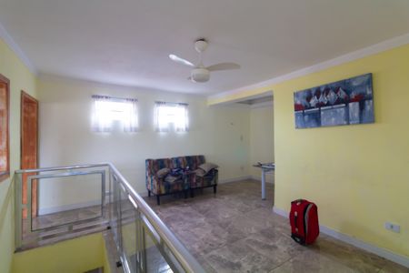 Casa à venda com 390m², 12 quartos e 8 vagas Casa à venda com 390m², 12 quartos e 8 vagasSala 4