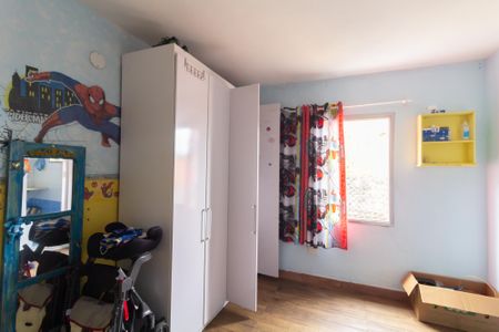 Casa à venda com 390m², 12 quartos e 8 vagas Casa à venda com 390m², 12 quartos e 8 vagasQuarto 8