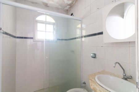 Casa à venda com 390m², 12 quartos e 8 vagas Casa à venda com 390m², 12 quartos e 8 vagasBanheiro 2