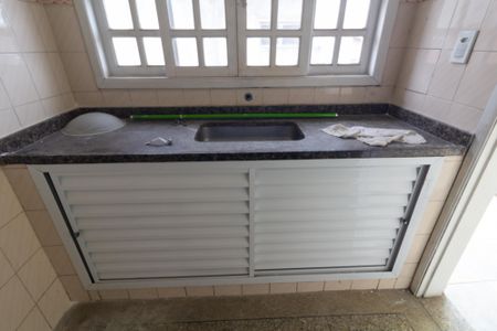 Casa à venda com 390m², 12 quartos e 8 vagas Casa à venda com 390m², 12 quartos e 8 vagasCozinha 2