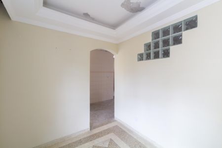 Casa à venda com 390m², 12 quartos e 8 vagas Casa à venda com 390m², 12 quartos e 8 vagasSala 2