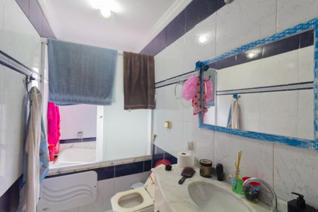 Casa à venda com 390m², 12 quartos e 8 vagas Casa à venda com 390m², 12 quartos e 8 vagasBanheiro 5