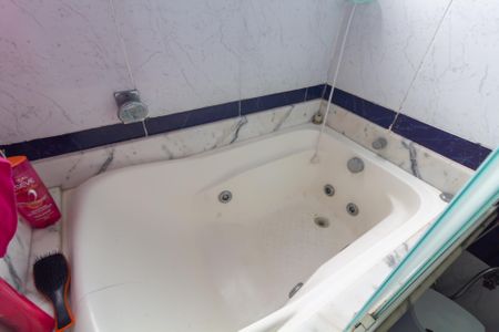 Casa à venda com 390m², 12 quartos e 8 vagas Casa à venda com 390m², 12 quartos e 8 vagasBanheiro 5