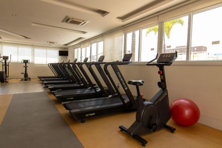 Apartamento à venda com 88m², 3 quartos e 2 vagas Apartamento à venda com 88m², 3 quartos e 2 vagasÁrea comum - Academia