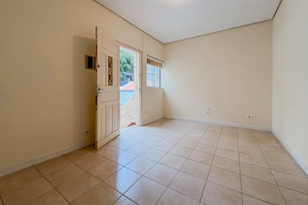 Casa à venda com 240m², 4 quartos e 2 vagasSala