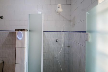 Casa à venda com 240m², 4 quartos e 2 vagasBanheiro