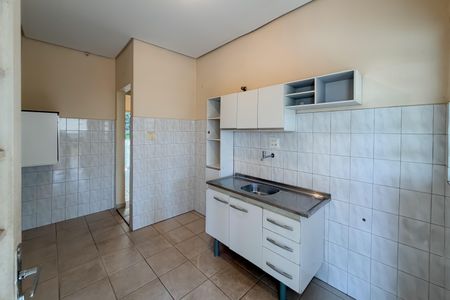 Casa à venda com 240m², 4 quartos e 2 vagasCozinha