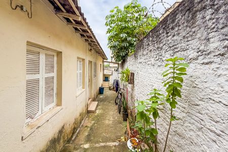 Casa à venda com 240m², 4 quartos e 2 vagasQuintal