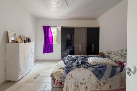Casa à venda com 240m², 4 quartos e 2 vagasCasa 2 - Quarto 2
