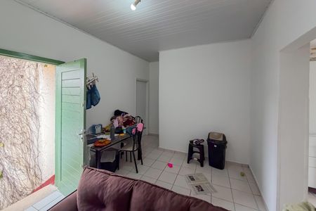 Casa à venda com 240m², 4 quartos e 2 vagasCasa 2 - Sala