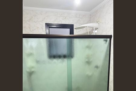Banheiro de apartamento para alugar com 1 quarto, 45m² em Aviação, Praia Grande