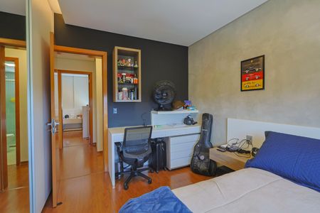 Apartamento à venda com 115m², 3 quartos e 2 vagas Apartamento à venda com 115m², 3 quartos e 2 vagasQuarto 2