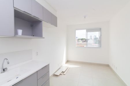 Apartamento para alugar com 31m², 2 quartos e sem vaga Apartamento para alugar com 31m², 2 quartos e sem vagaSala/Cozinha