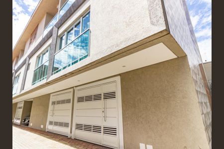 Casa de condomínio à venda com 100m², 2 quartos e 1 vaga Casa de condomínio à venda com 100m², 2 quartos e 1 vagaFachada da Cassa