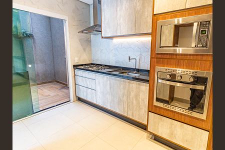 Casa de condomínio à venda com 100m², 2 quartos e 1 vaga Casa de condomínio à venda com 100m², 2 quartos e 1 vagaCozinha