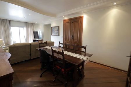 Apartamento à venda com 140m², 3 quartos e 2 vagasSala de Jantar